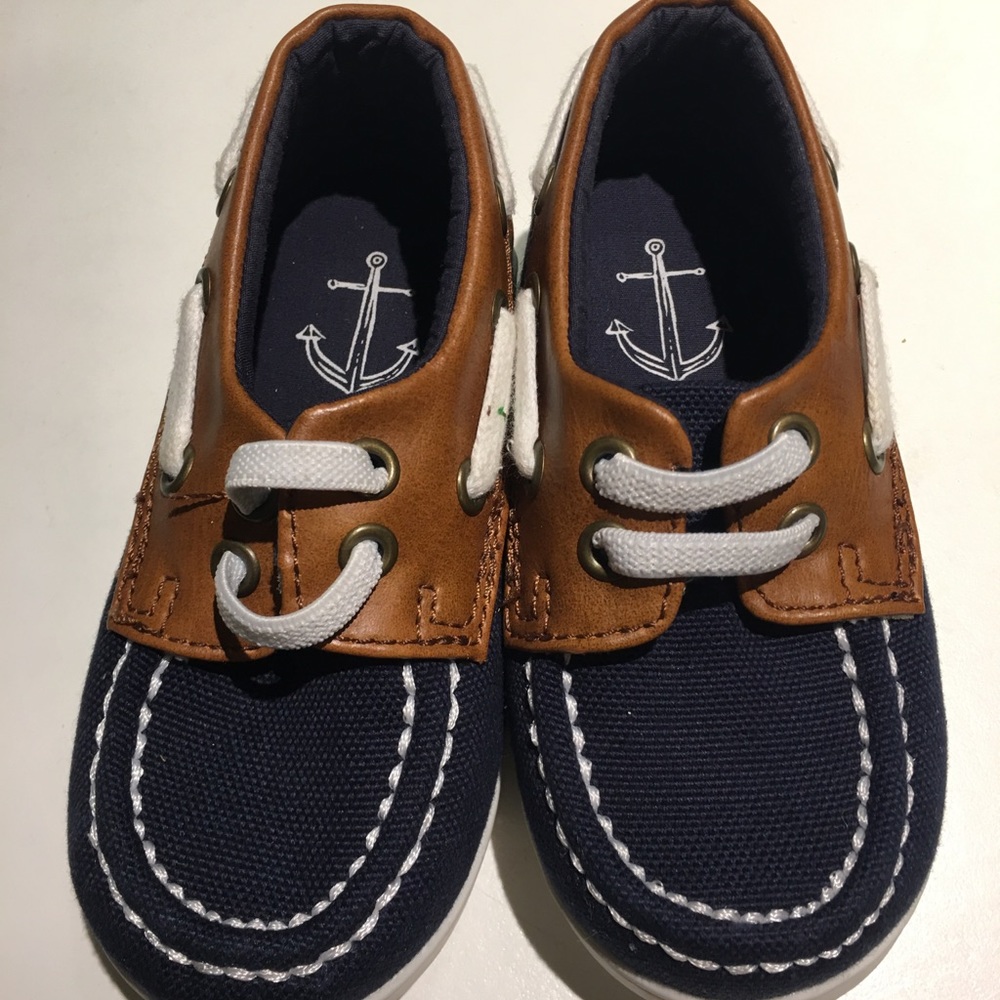 Boy’s (toddler) dressy shoes (Navy Blue and Brown)